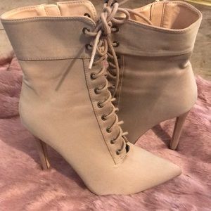 Heeled booties